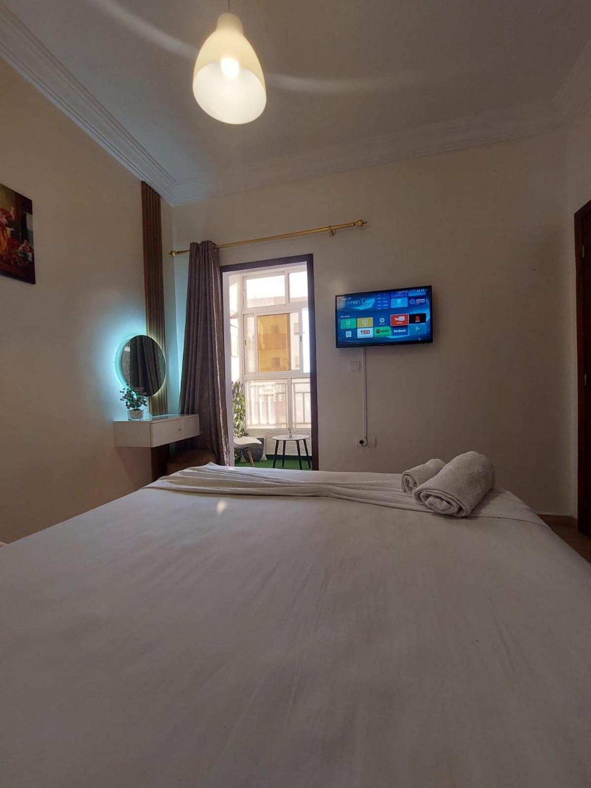 Charite Host Appartement , Wifi Et Parking Gratuit Agadir Exterior photo