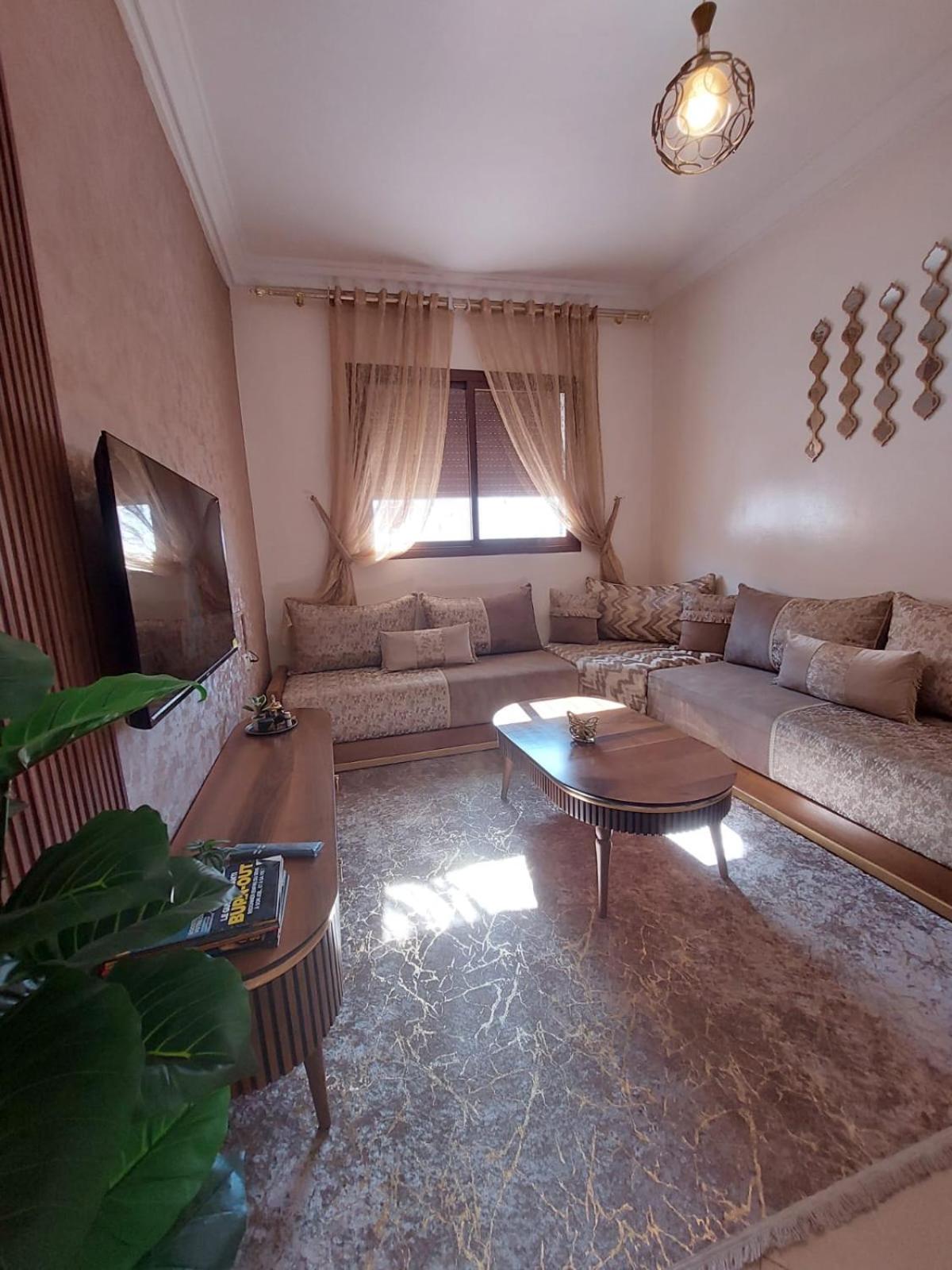 Charite Host Appartement , Wifi Et Parking Gratuit Agadir Exterior photo